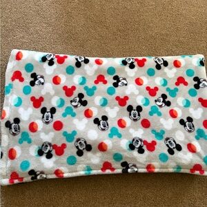 Kids Fleece Blanket with Colorful Mickey Pattern - White/Red/Teal